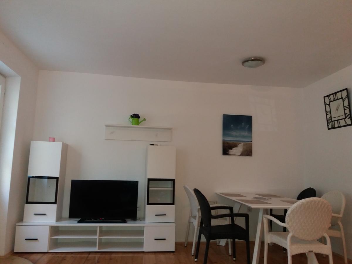 Apartman Marina Krvavica Buitenkant foto