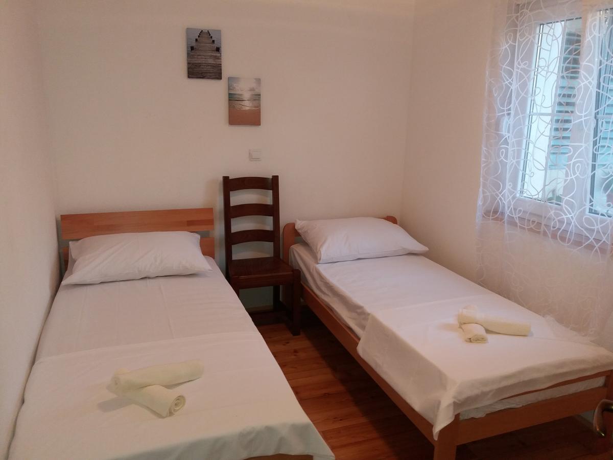 Apartman Marina Krvavica Buitenkant foto